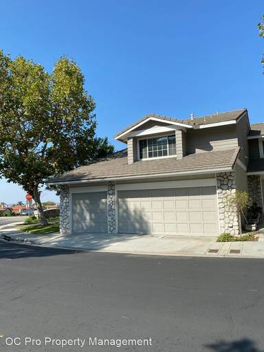 Main picture of 800 S Amber Ln