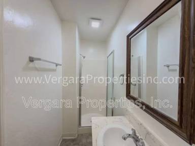Main picture of 13505 S Mariposa Ave