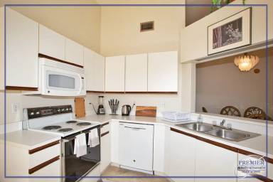 Main picture of 586 Beachwalk Cir