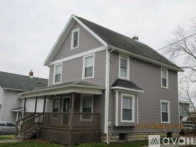 Main picture of 212 Spink St
