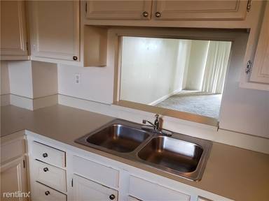 Main picture of 1075 Riverside Dr