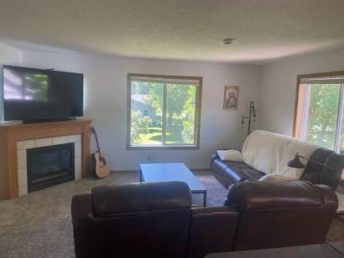 Main picture of 106 5th Ave S