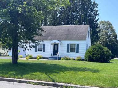 Main picture of 507 W Oak St