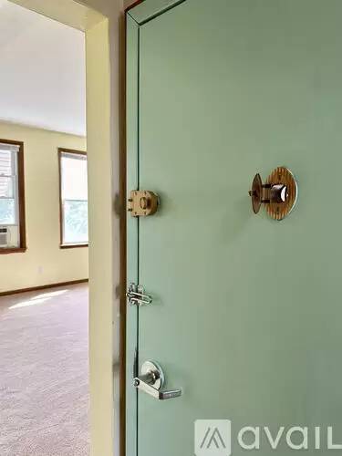 Main picture of 319 S Lang Ave