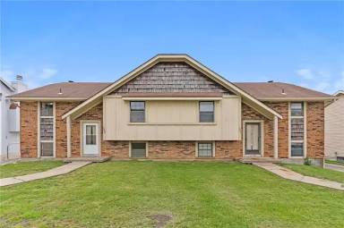 Main picture of 8925 Armstrong Ave
