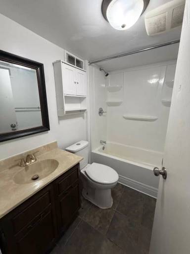 Main picture of 1006 3rd Ave SE