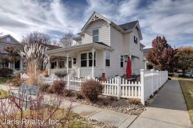 Main picture of 2785 Central Park Blvd
