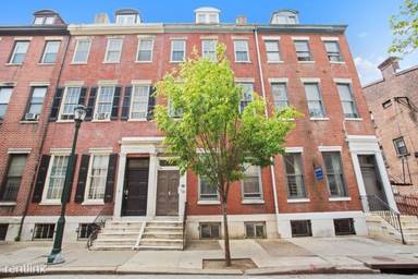 Main picture of 914 Pine St