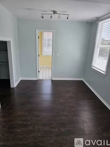 Main picture of 244 Calhoun St