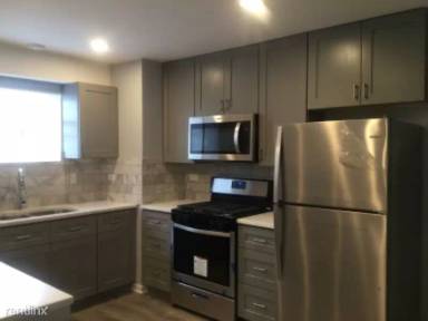 Main picture of 6527 S Minerva Ave