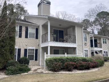 Main picture of 815 Ridgefield Dr