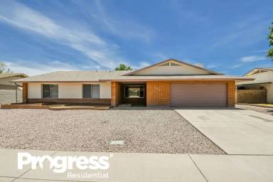 Main picture of 301 E Keogh Dr