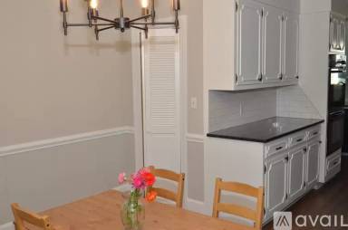 Main picture of 2771 Church St