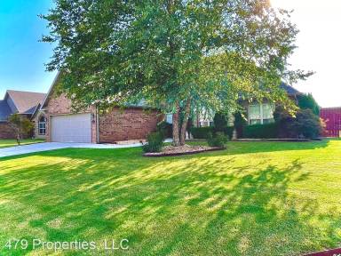 Main picture of 1051 Tarah Knolls Cir