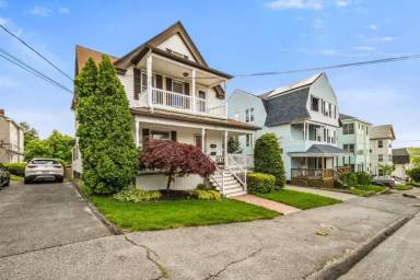 Main picture of 10 Watson Ave