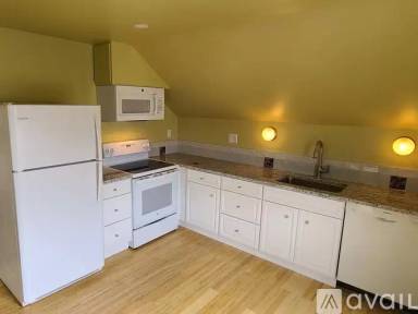Main picture of 127 Chapin Ave