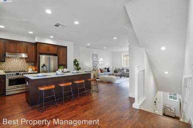 Main picture of 33403 Soares Ranch Ter