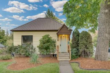 Main picture of 944 N 7th St