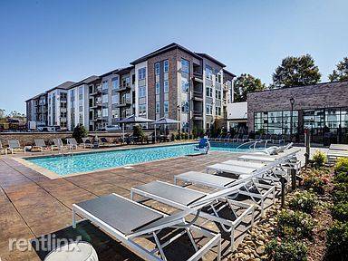 Main picture of 2322 Arbor Loop Dr