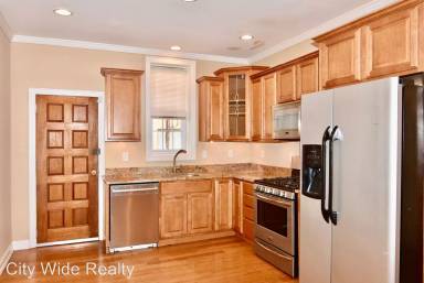 Main picture of 4531 Sansom St