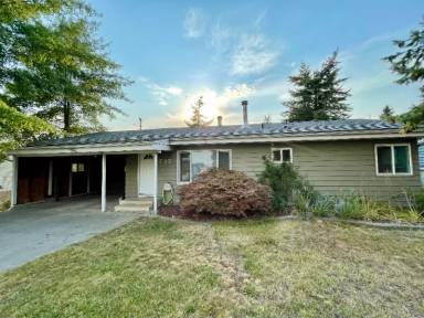 Main picture of 737 Brent Dr