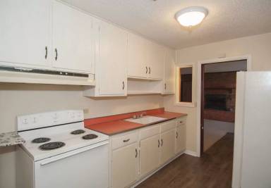 Main picture of 2706 Curtis Dr - B