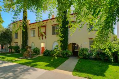 Main picture of 1620 P St