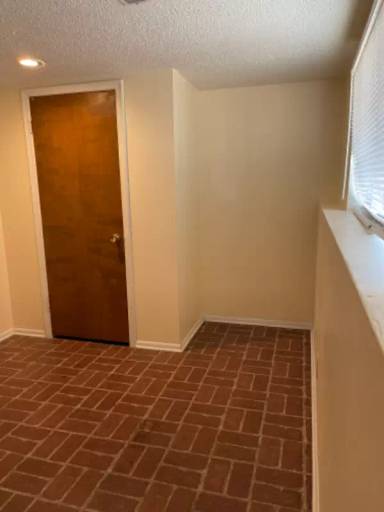 Main picture of 3300 Bridge Manor Dr