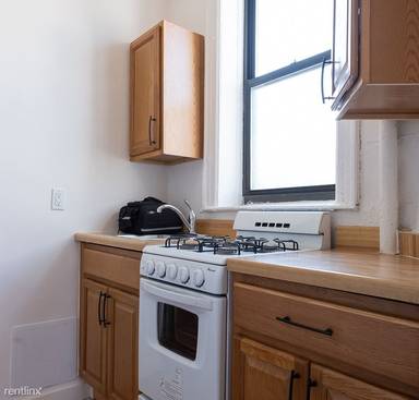 Main picture of 376 2nd St