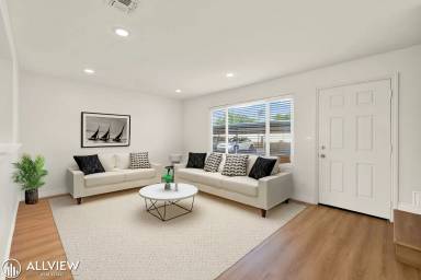 Main picture of 980 E Mission Ave