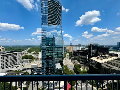 Main picture of Realm Condominiums