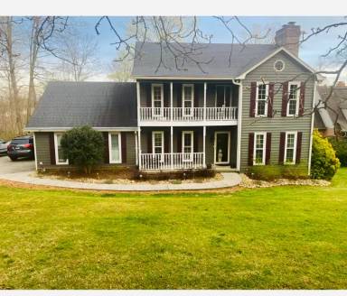 Main picture of 910 Forest Ridge Cir