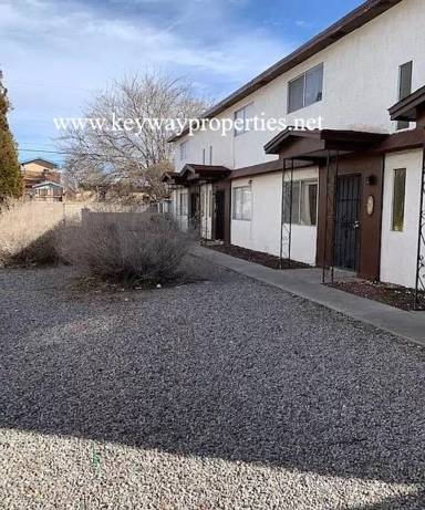 Main picture of 808 Ortiz Dr SE