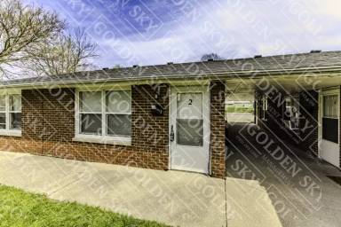 Main picture of 709 S Hutchinson Ave