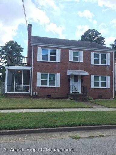 Main picture of 3655 Buckingham St