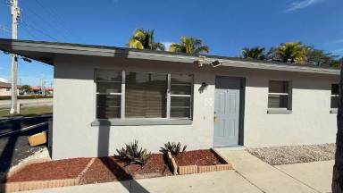 Main picture of 15 SE 24th Ave