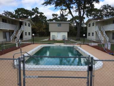 Main picture of 098-1432 Parkway Dr - 09B