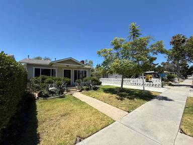 Main picture of 4742 Idaho St