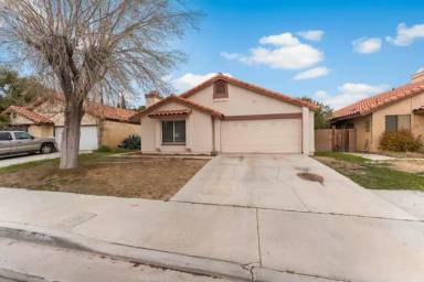 Main picture of 3551 Acorde St