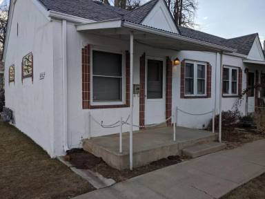 Main picture of 628 Strong Street
