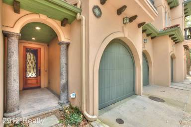 Main picture of 1529 Barton Springs Rd