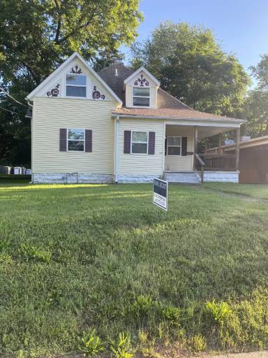 Main picture of 1125 W Walnut St