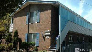 Main picture of 439 Front St