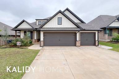 Main picture of 8321 NW 161st St