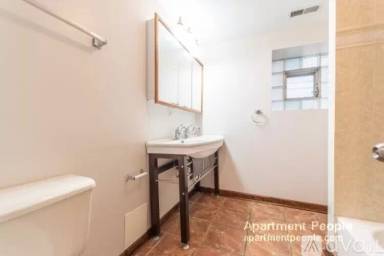 Main picture of 3812 N Damen Ave