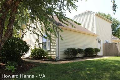 Main picture of 1025 Lord Dunmore Dr