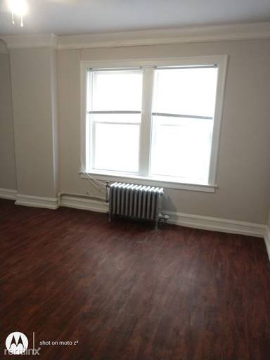 Main picture of 6748 N Ashland Ave