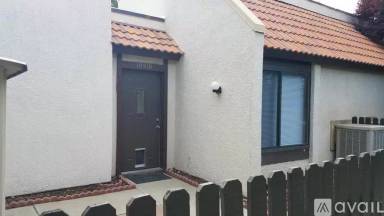 Main picture of 1051 Baywood Dr