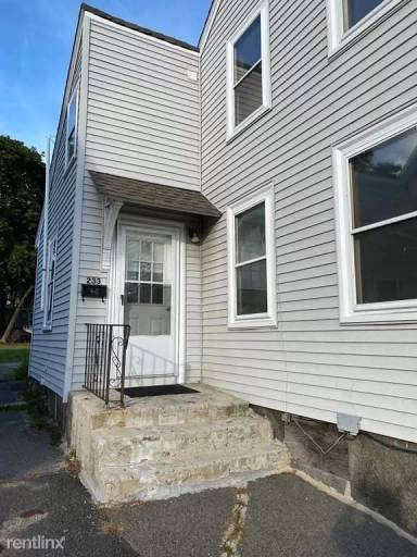 Main picture of 233 Water St