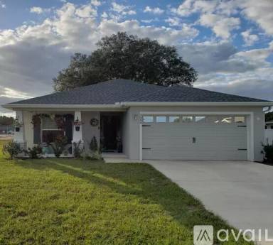 Main picture of 9048 SE 43rd Ave